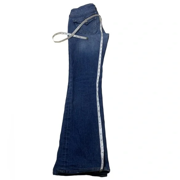 True Religion - Becky Lowrise Boot Cut Jeans - Picture 12 of 13